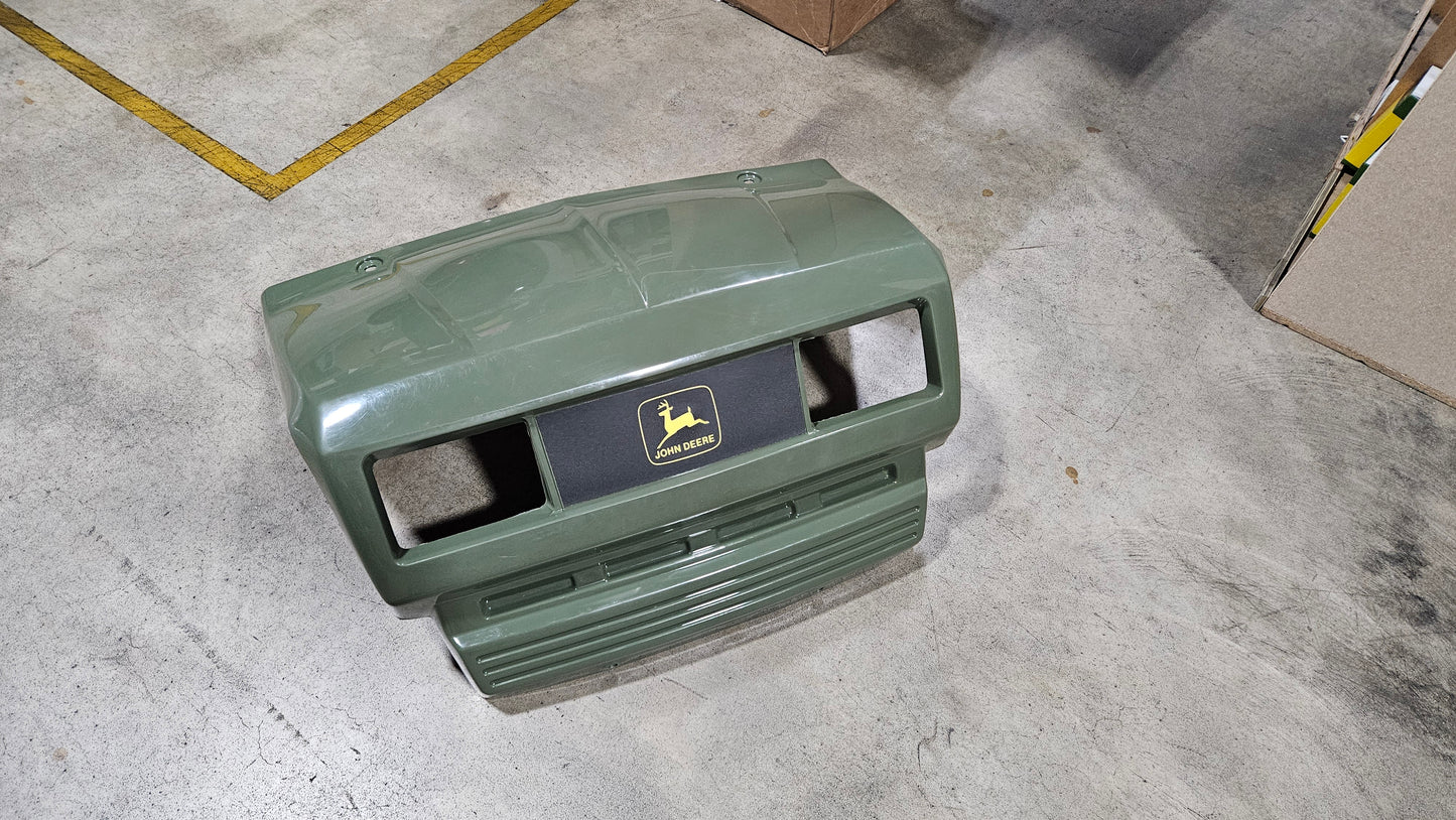 USED John Deere Hood - Olive - AM126154 - UEP169