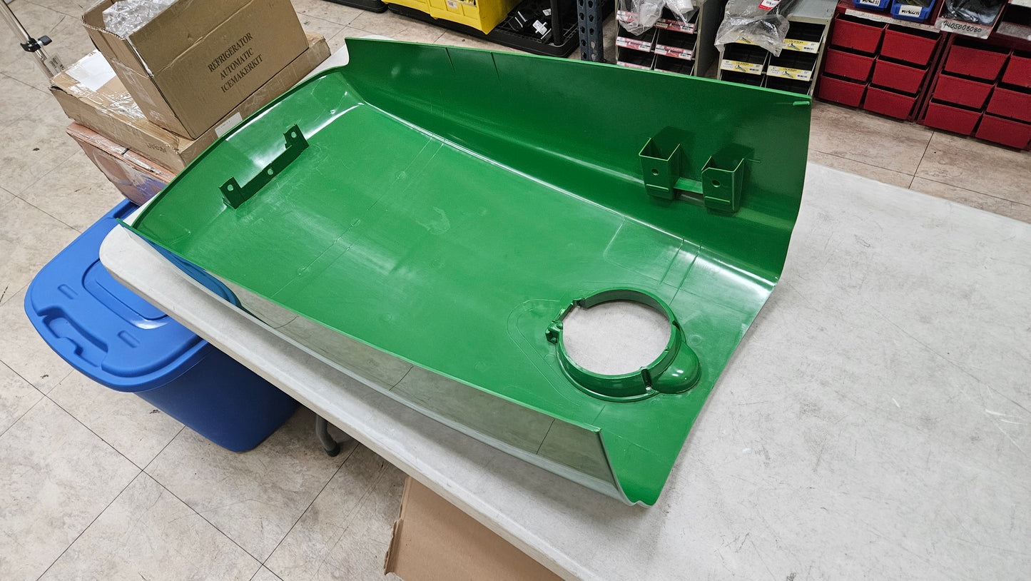 USED John Deere Hood - LVU12062