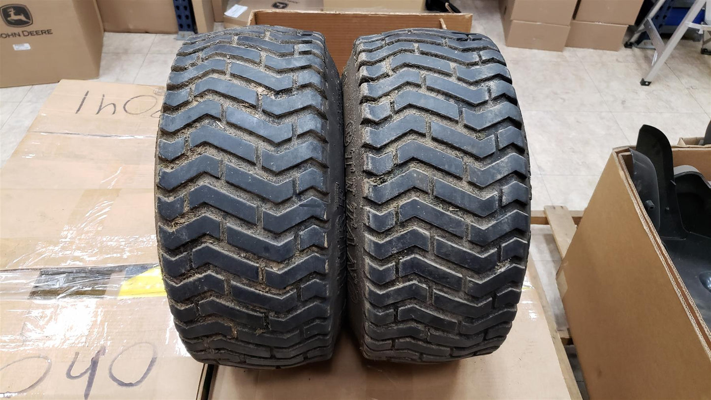 USED - John Deere Rims & Tires - AM121904 - UEP042