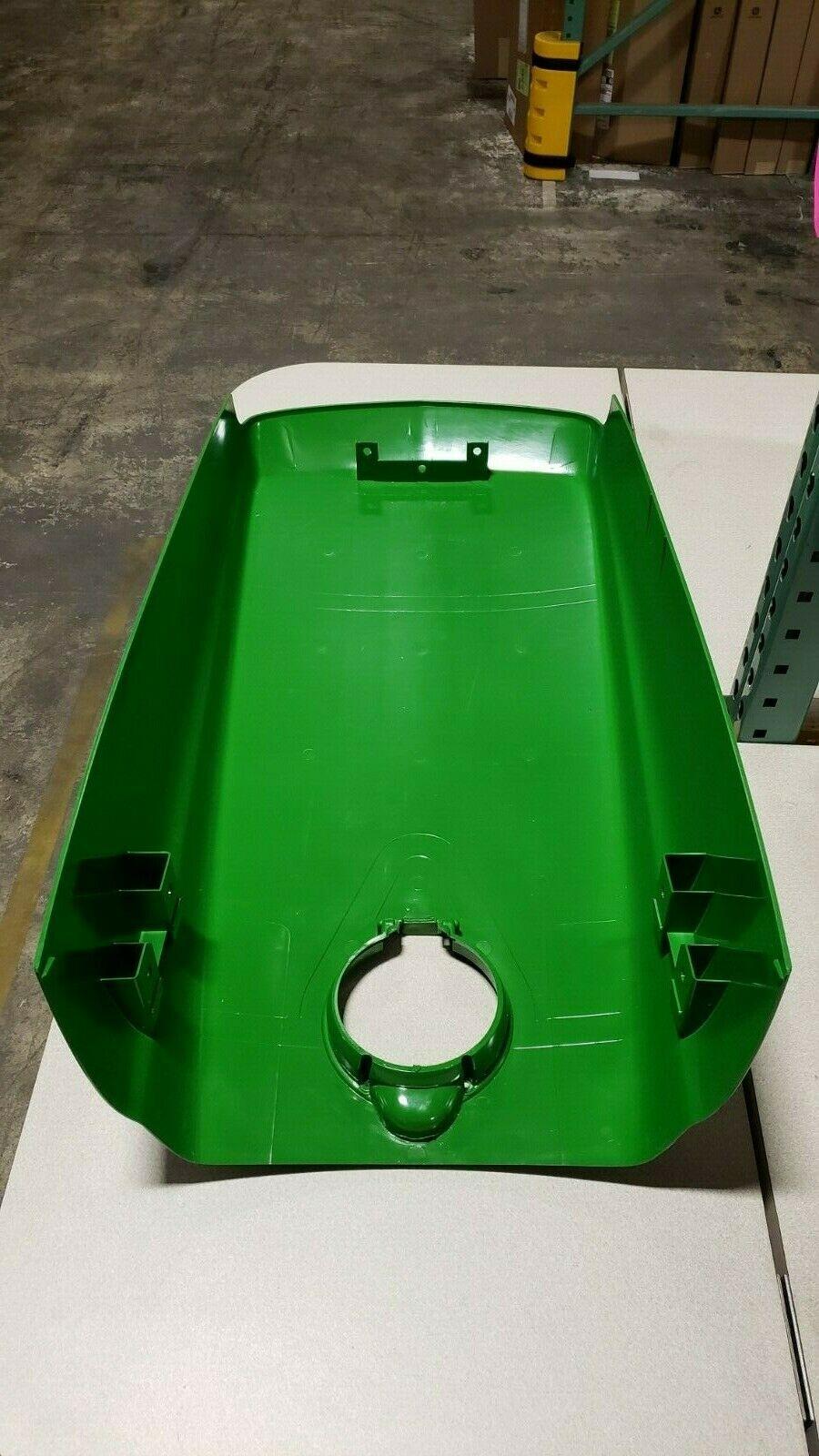 USED - John Deere Hood - LVU12063 - UEP071