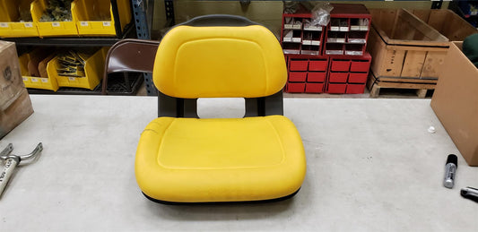 USED - John Deere Seat - AUC13500 - UEP144